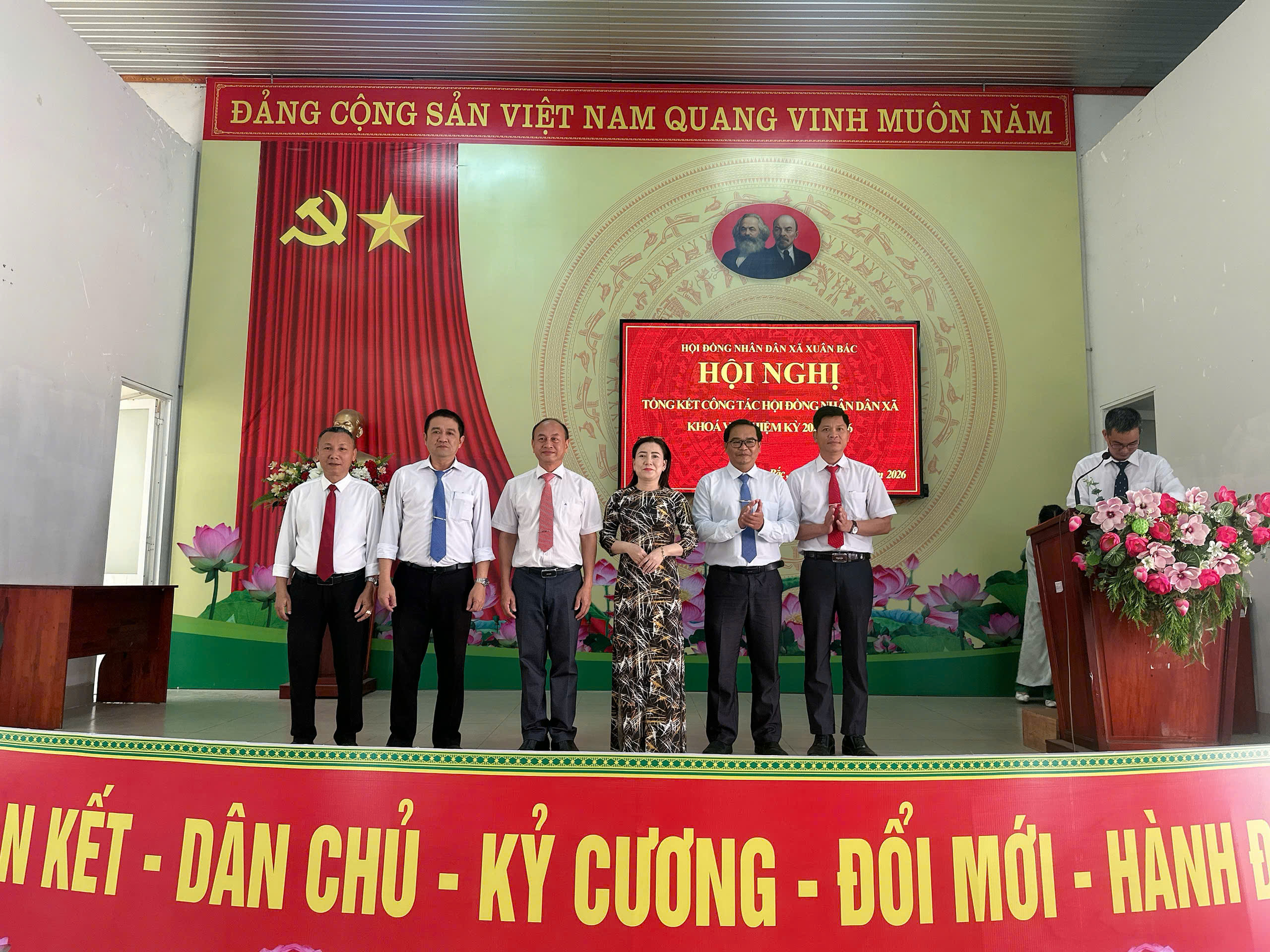 z7490754843064 9ff1a1c2fa7fee75233f820bc04bf3dc