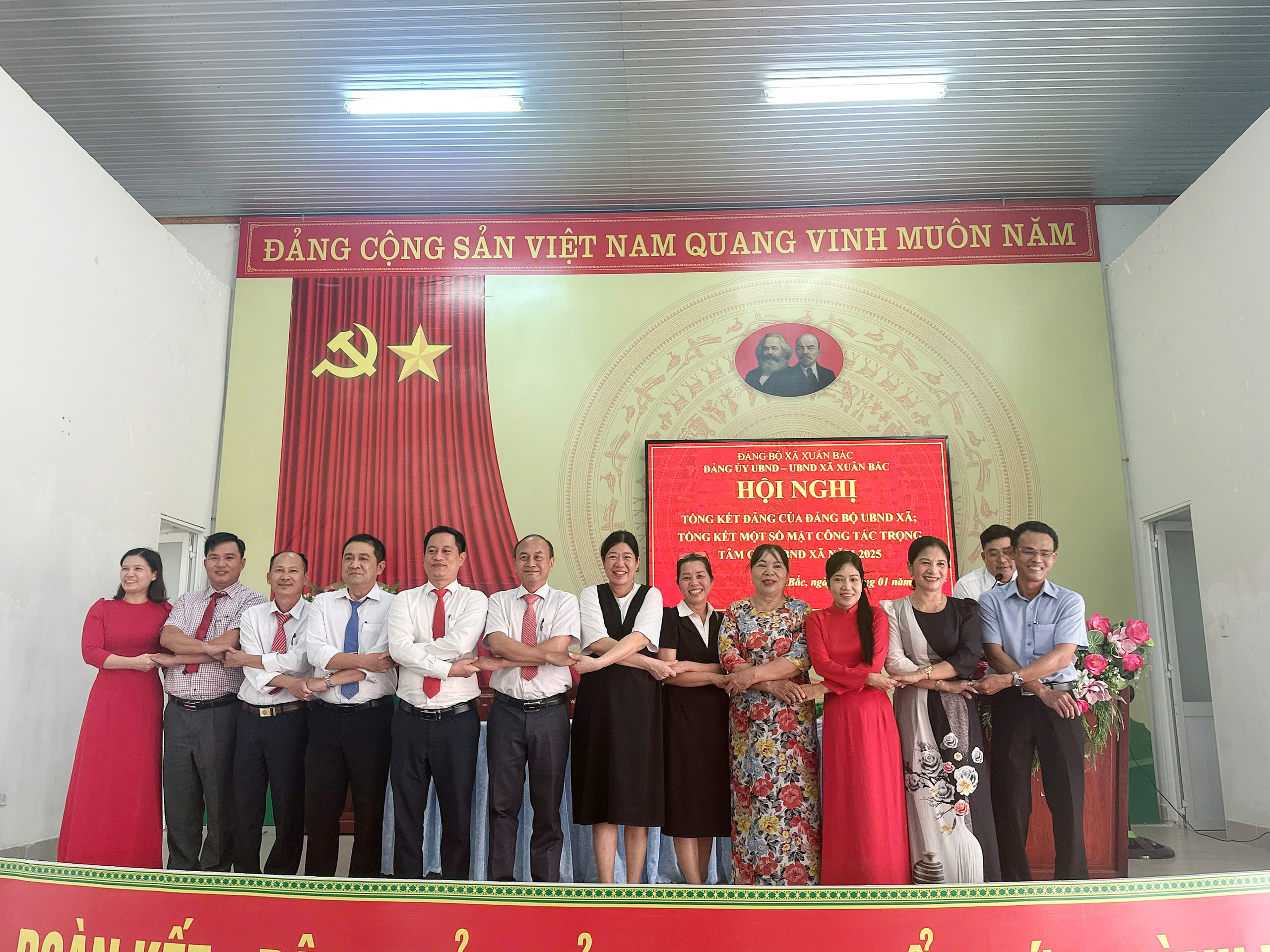 XÃ XUÂN BẮC TỔ CHỨC HỘI NGHỊ TỔNG KẾT CÔNG TÁC NĂM 2025, PHÁT ĐỘNG PHONG TRÀO THI ĐUA NĂM 2026