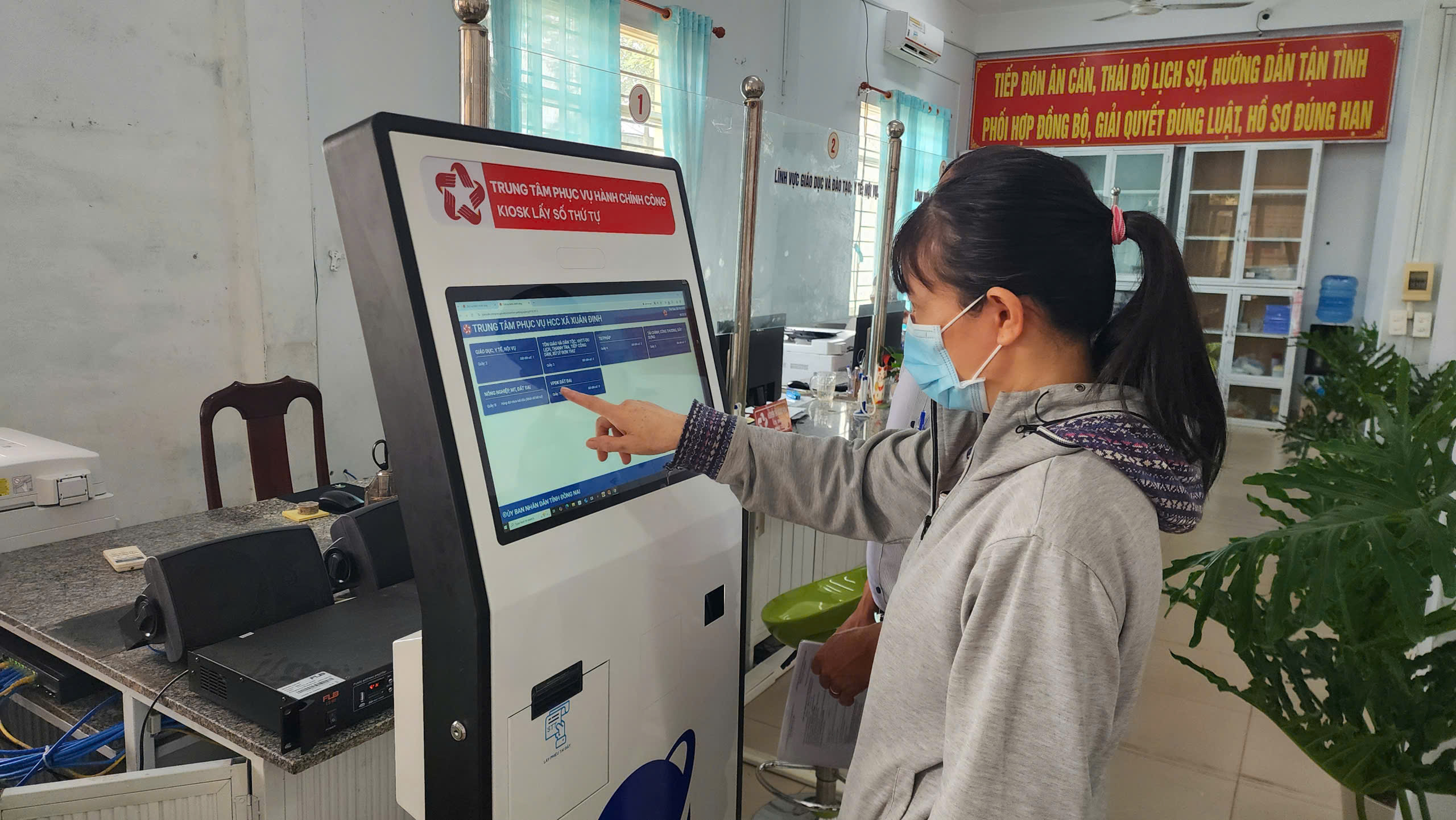 Máy bấm số thứ tự – Giải pháp nâng cao sự hài lòng của người dân tại Xuân Định