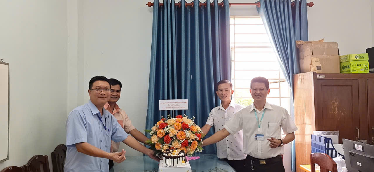 Chúc mừng ngày 19/11