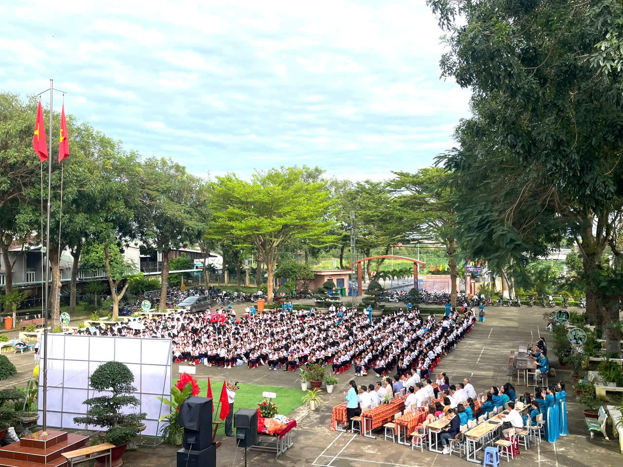 Ngày Nhà giáo Việt Nam 20/11 tại Trường THCS Lê Thánh Tông