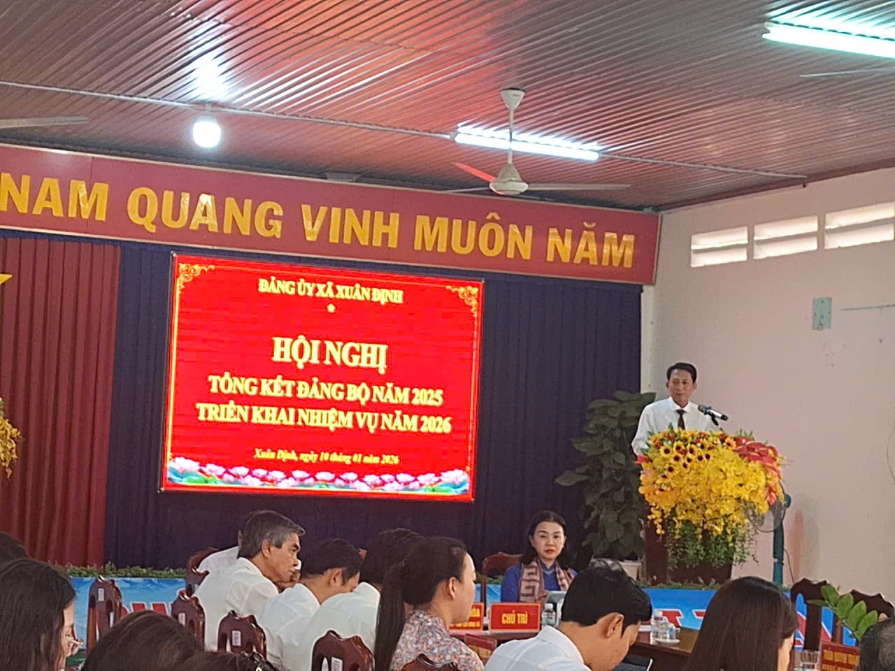 Phát biểu khai mạc Hội nghị, đồng chí Tống Trần Hòa – Bí thư Đảng ủy xã 