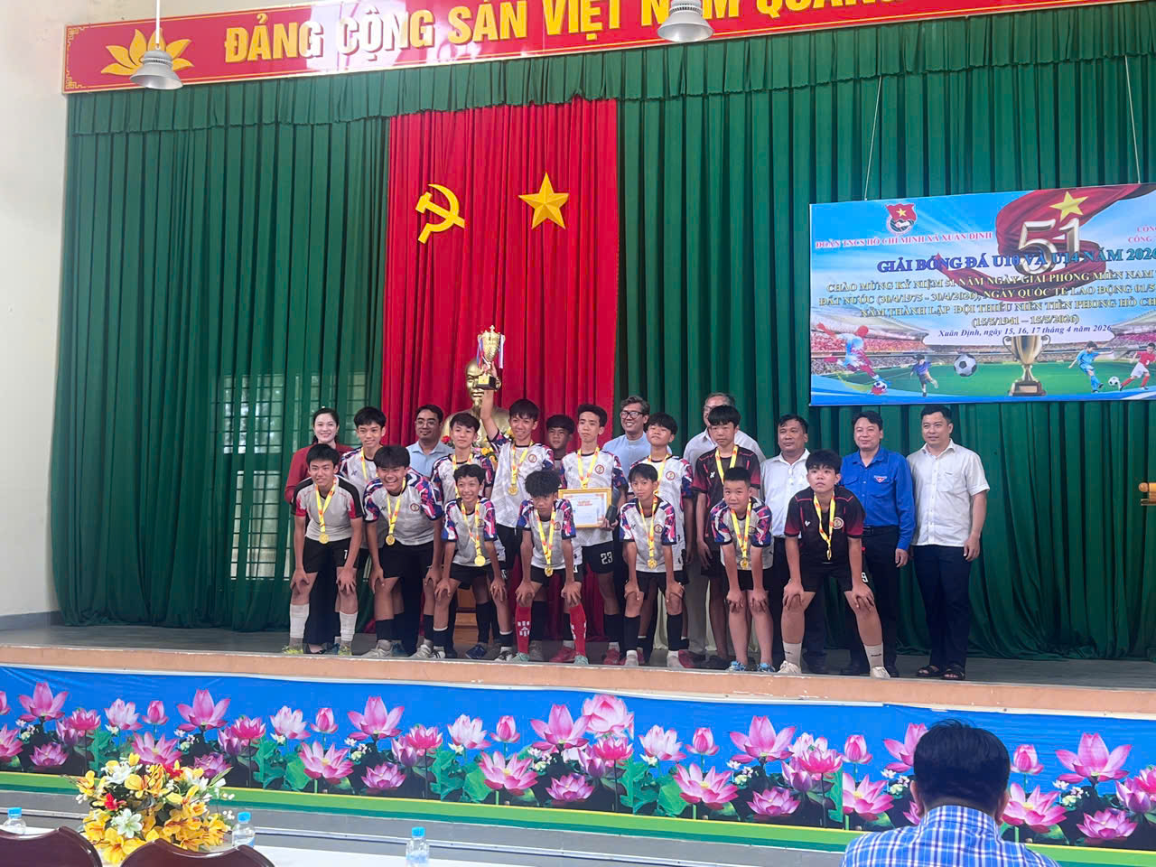 BẾ MẠC GIẢI BÓNG ĐÁ U10 VÀ U14 XÃ XUÂN ĐỊNH NĂM 2026