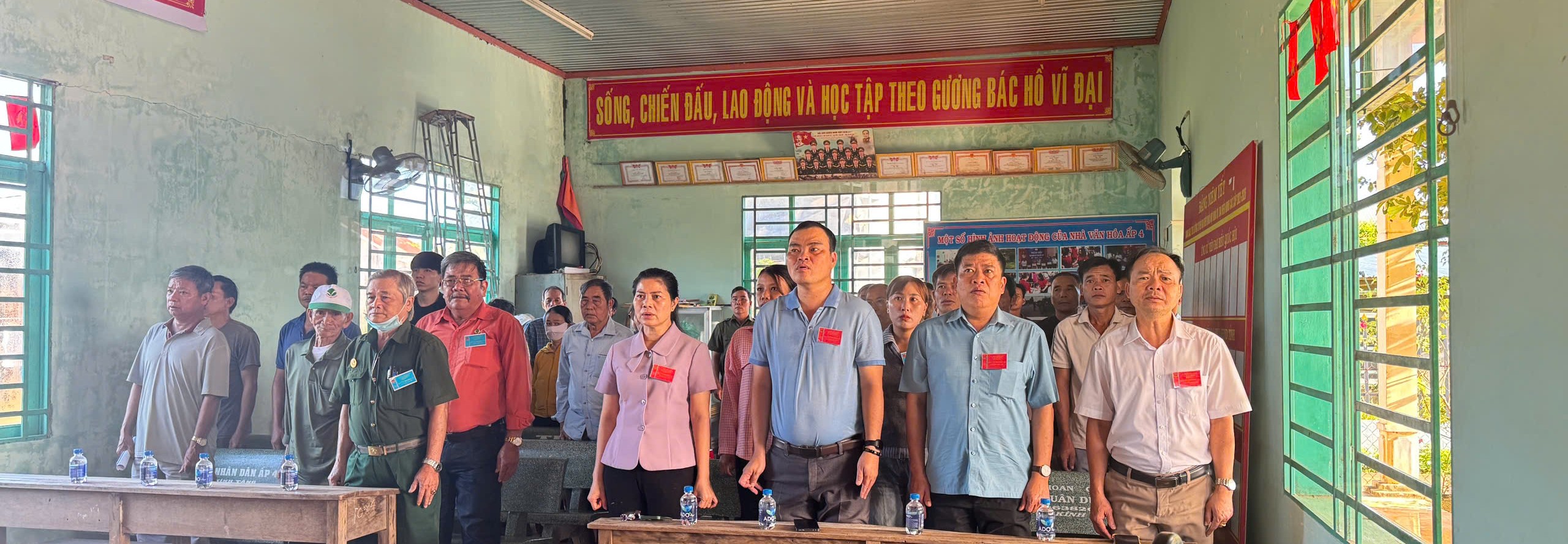 bau truong ap 4 2