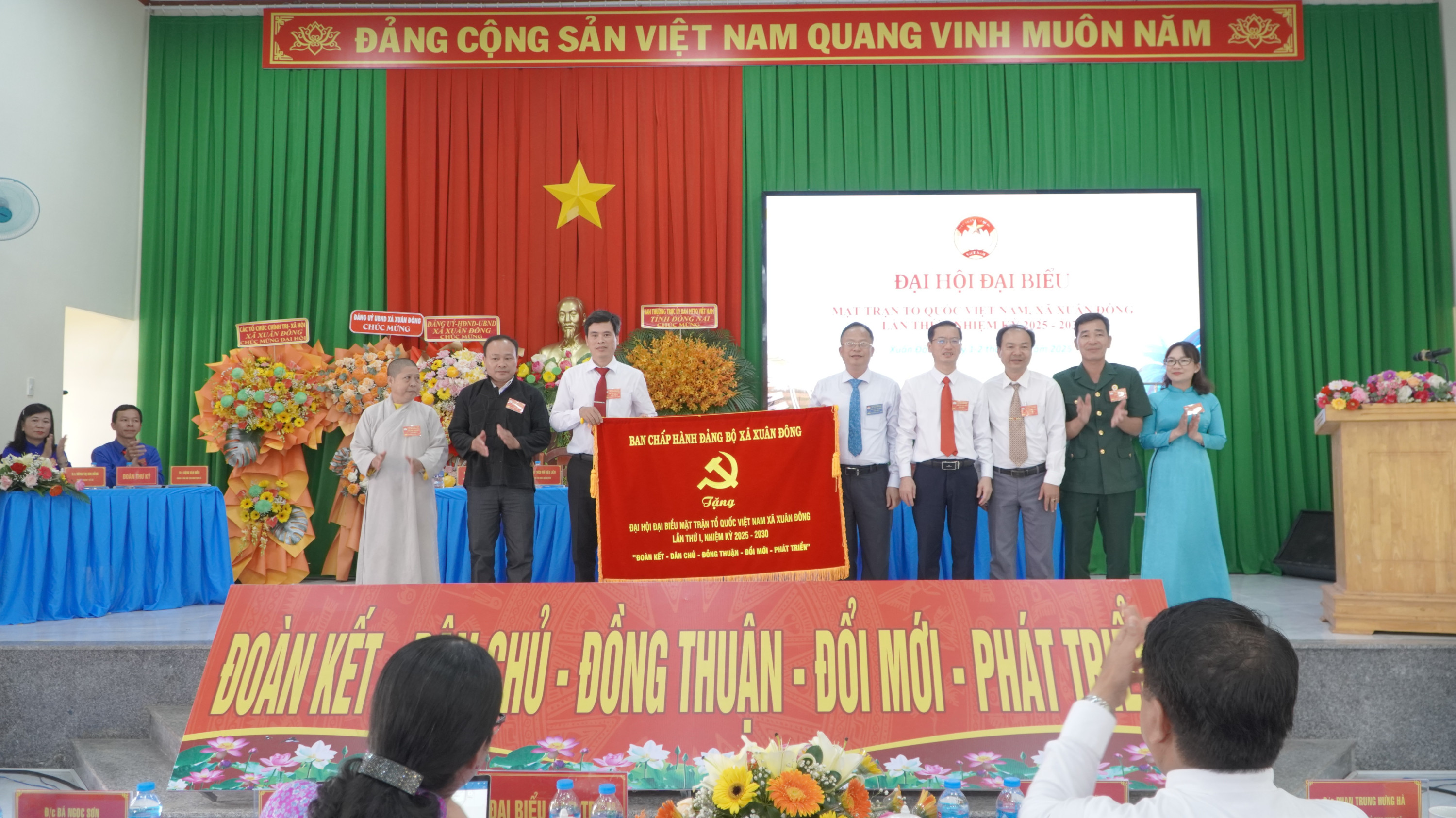 dai hoi mat 1