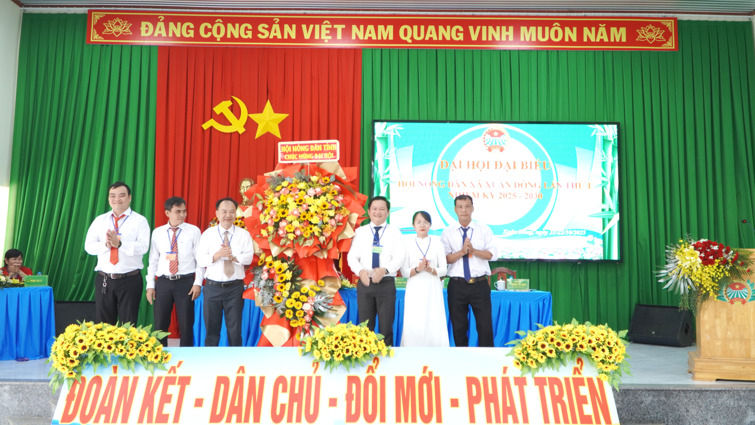 dai hoi nong dan 03