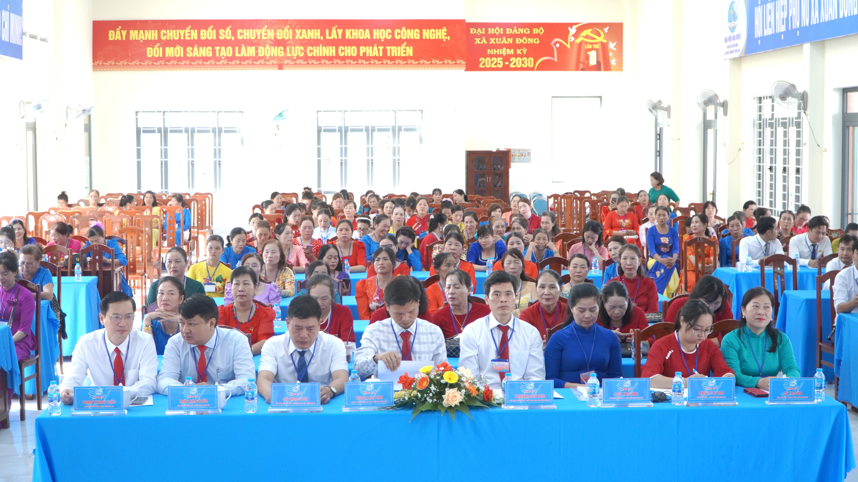phu nu dh 1