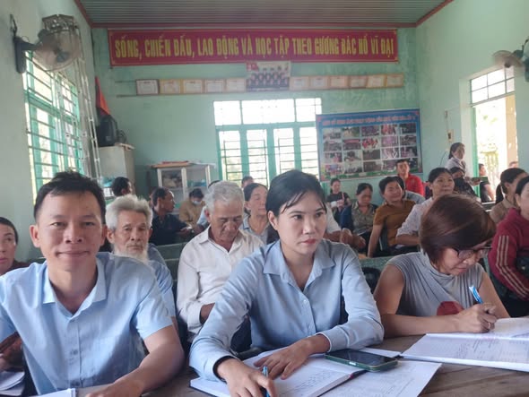 phụ nu vay von