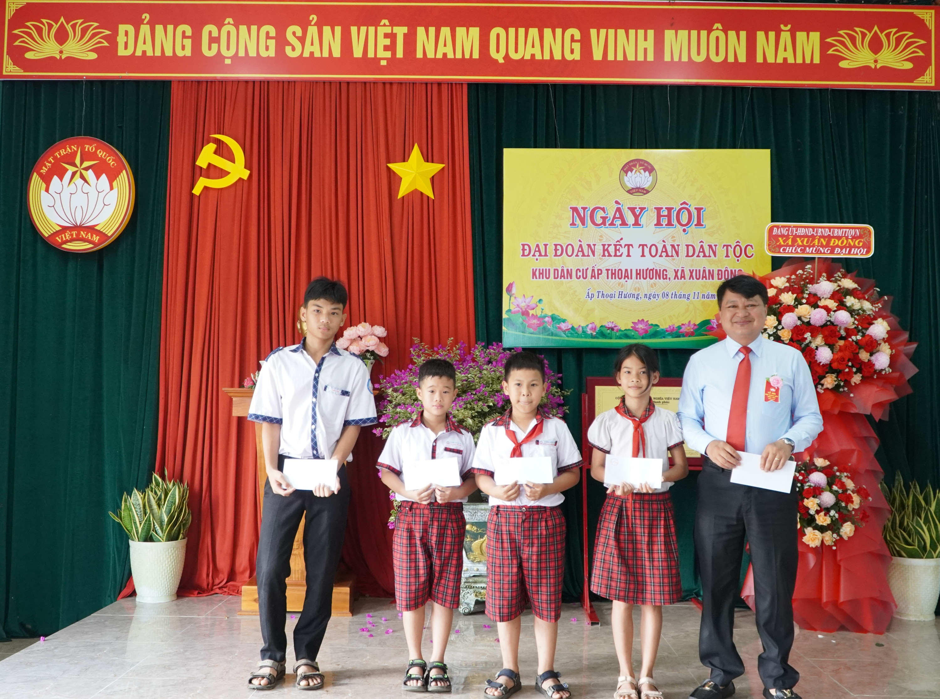 ngay hoi 5