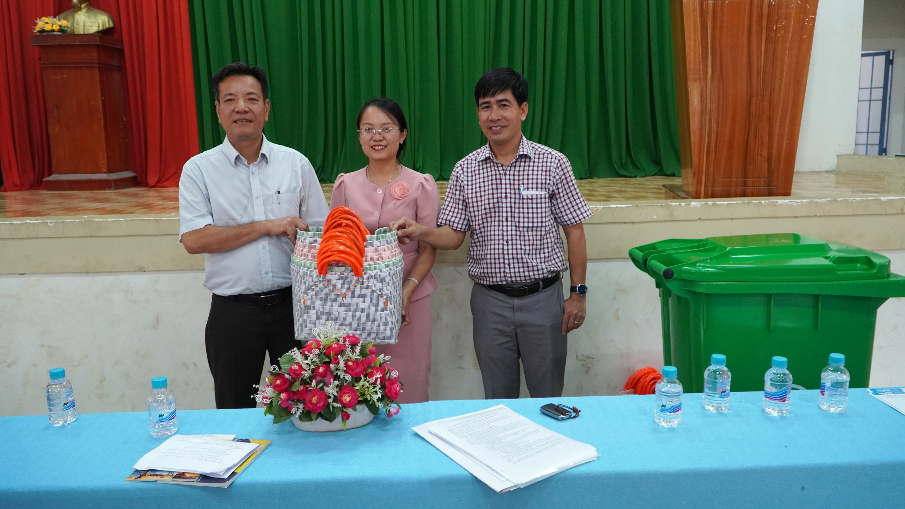 phan laoi rac
