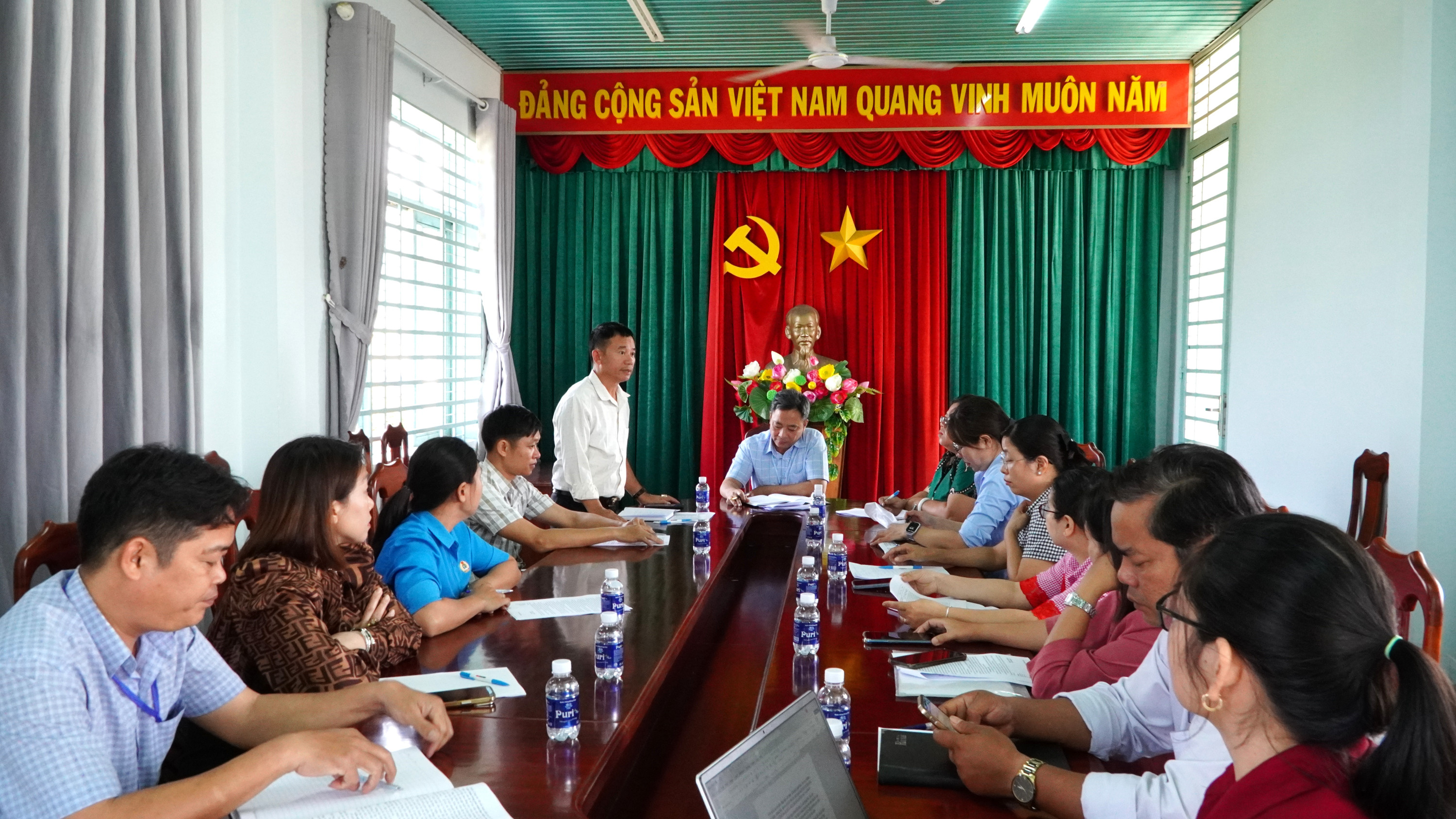 KIEM TRA TDT KINH TE 1