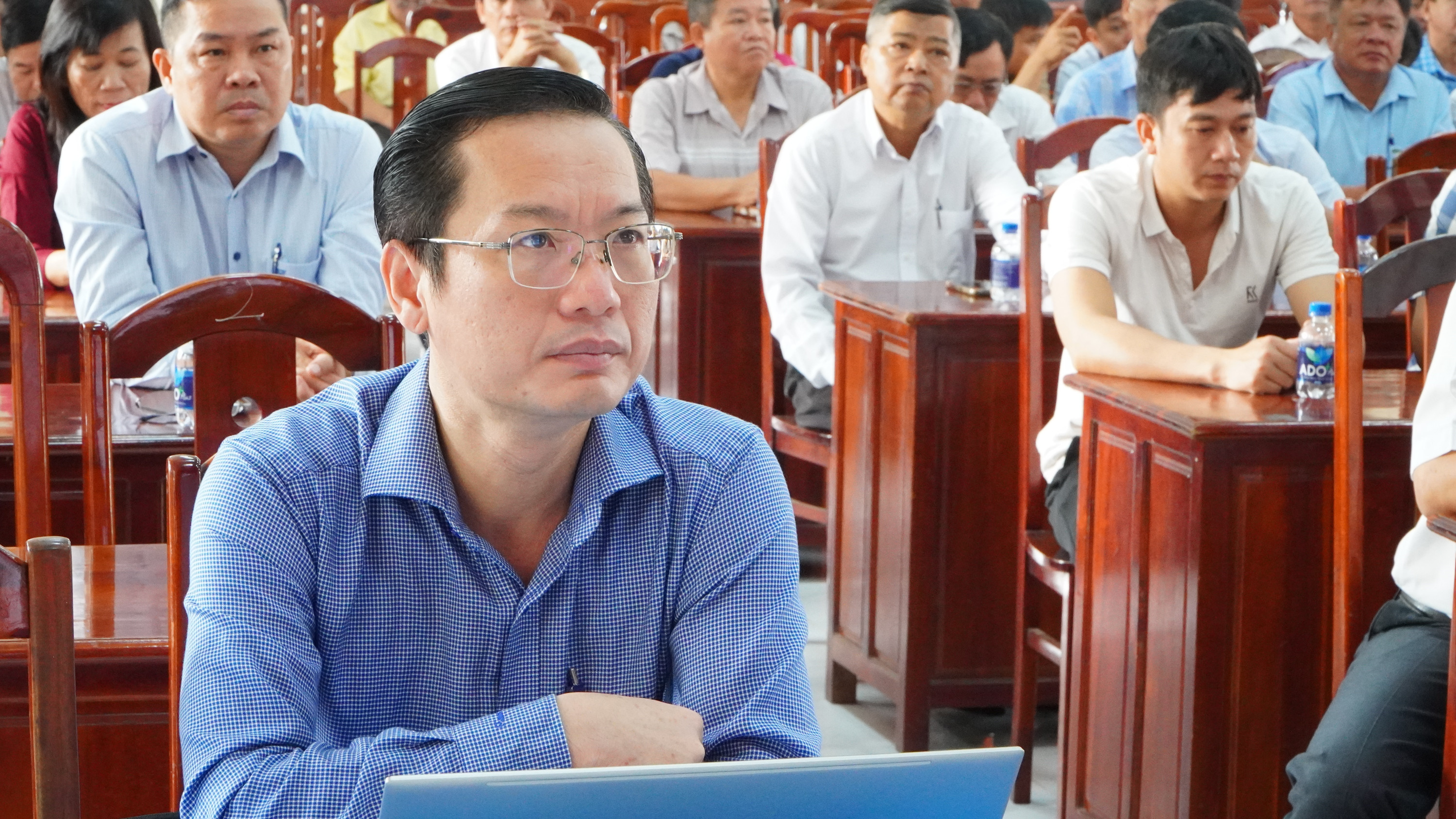 truc tuyen 25 2 1