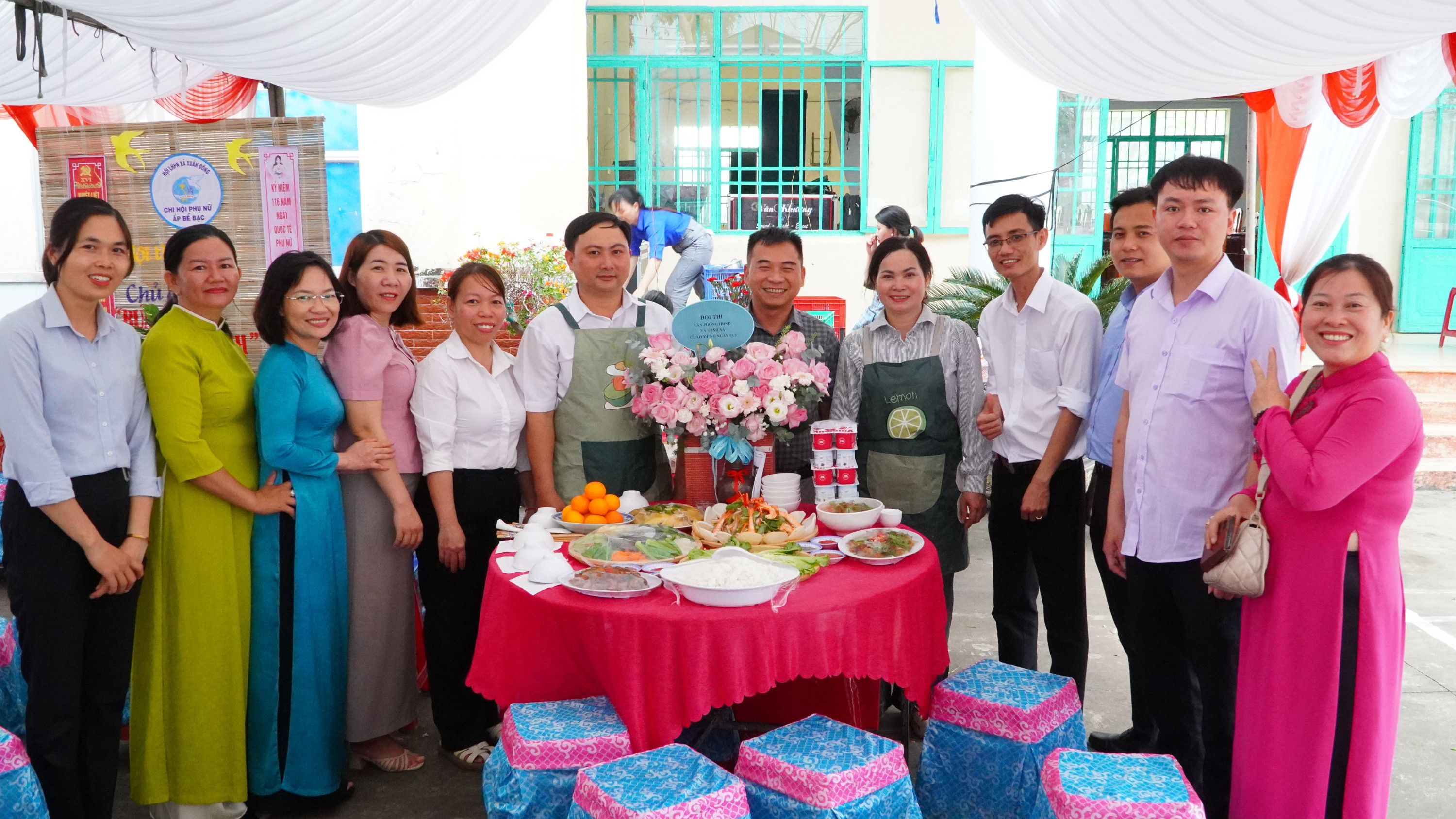 hop mat phu nu 19