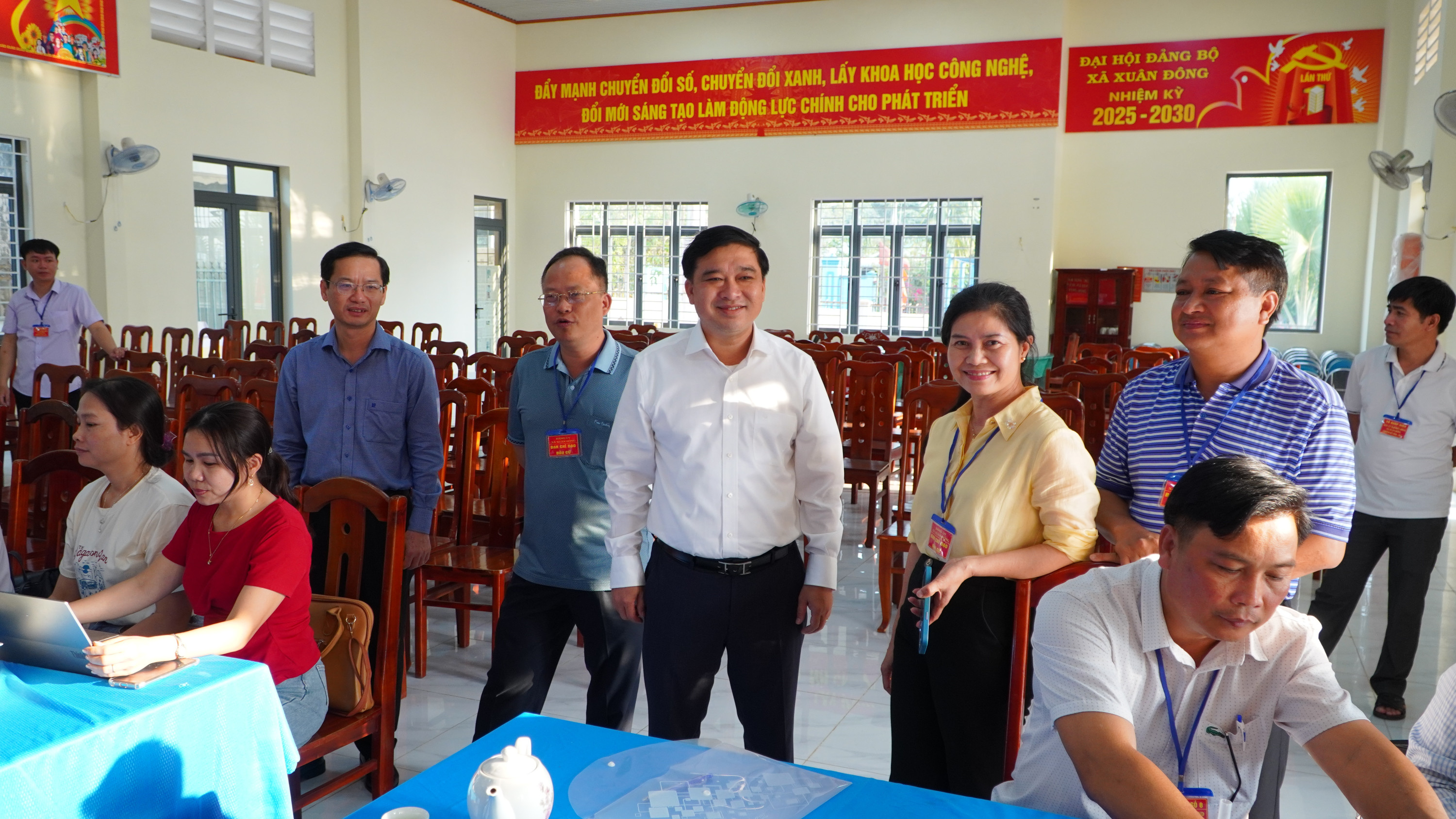 PHO CHU TICH TINH 3