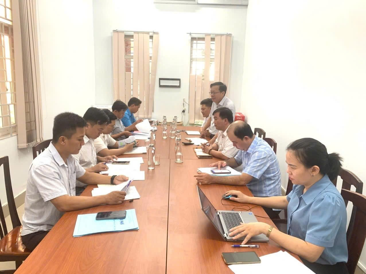 XUÂN HÒA: TĂNG CƯỜNG PHỐI HỢP, HƯỚNG DẪN CÔNG TÁC   ĐẤT ĐAI VÀ TÍN NGƯỠNG TÔN GIÁO TRÊN ĐỊA BÀN