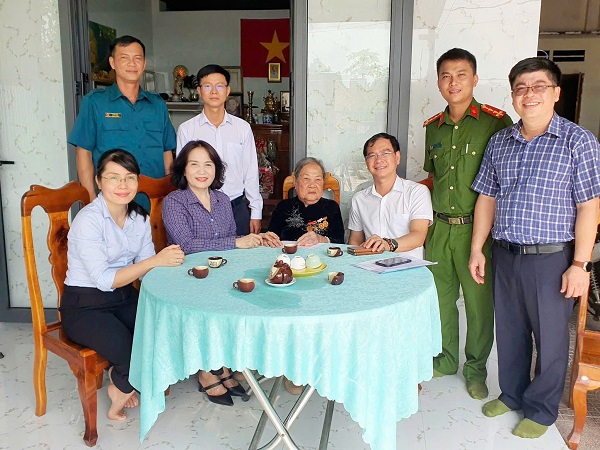 z6820203266590 16a7a31c5309c5dfaed549ac4ab96279