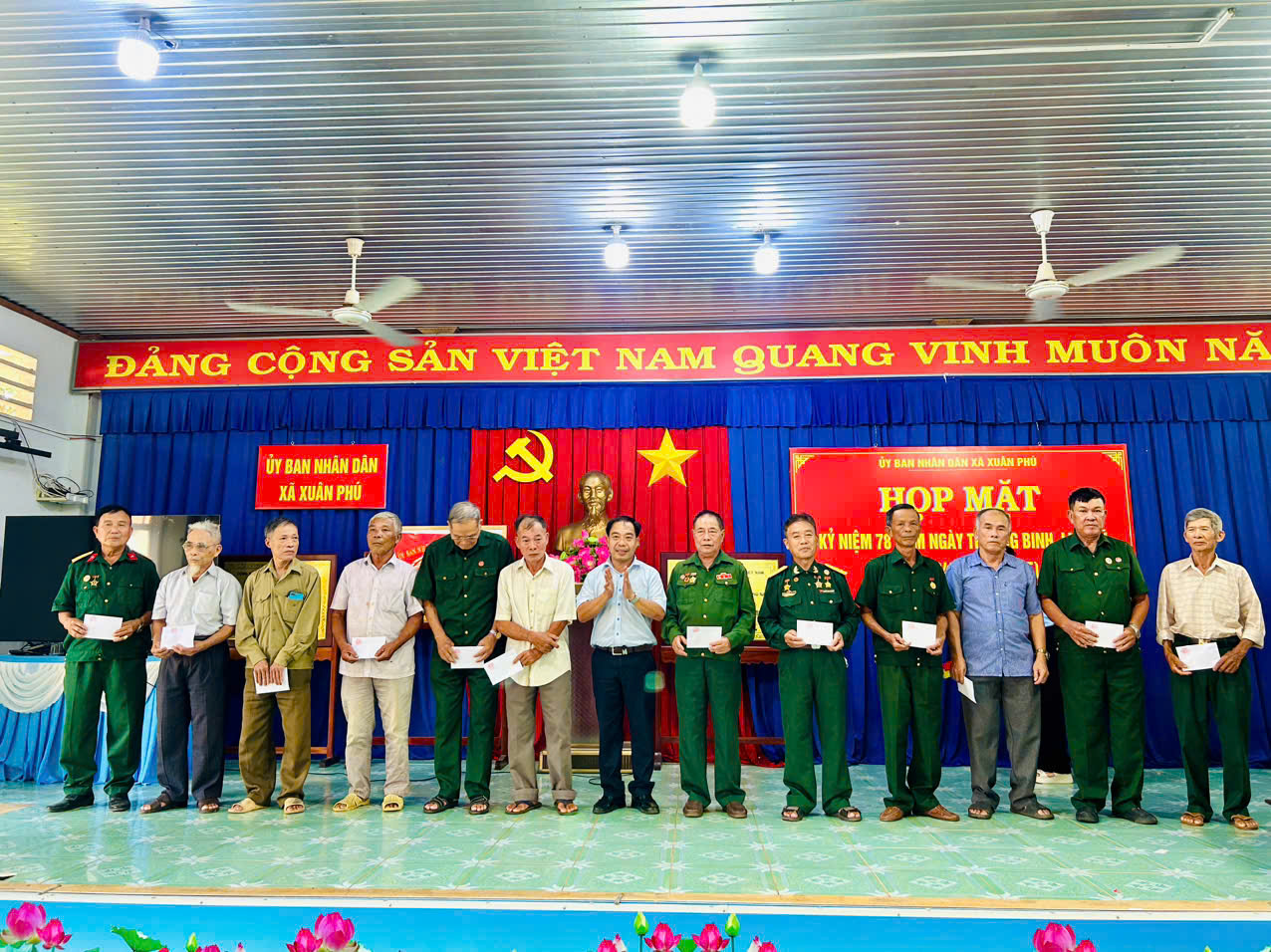 z6840188496385 424ec4c9a55c69c735d96d6cb01bfb14