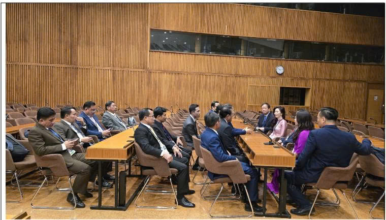 Đoàn Việt Nam và Lào trao đổi về Hồ sơ đề cử Vườn Quốc gia Hin Nam No và công tác quản lý di sản thế giới liên biên giới