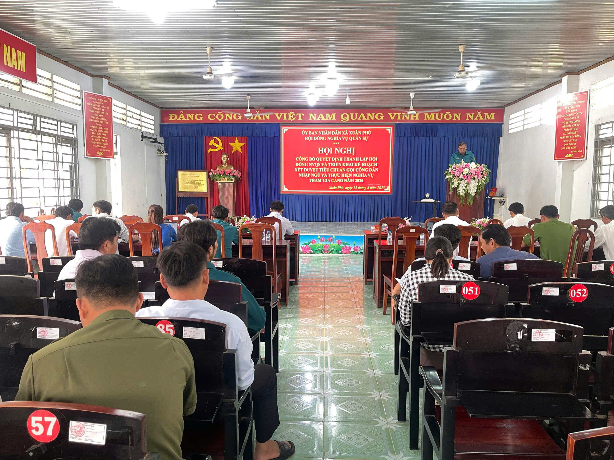 XÃ XUÂN PHÚ TỔ CHỨC HỘI NGHỊ CÔNG BỐ QUYẾT ĐỊNH THÀNH LẬP HỘI ĐỒNG NGHĨA VỤ QUÂN SỰ XÃ VÀ TRIỂN KHAI KẾ HOẠCH XÉT DUYỆT NGHĨA VỤ QUÂN SỰ NĂM 2026