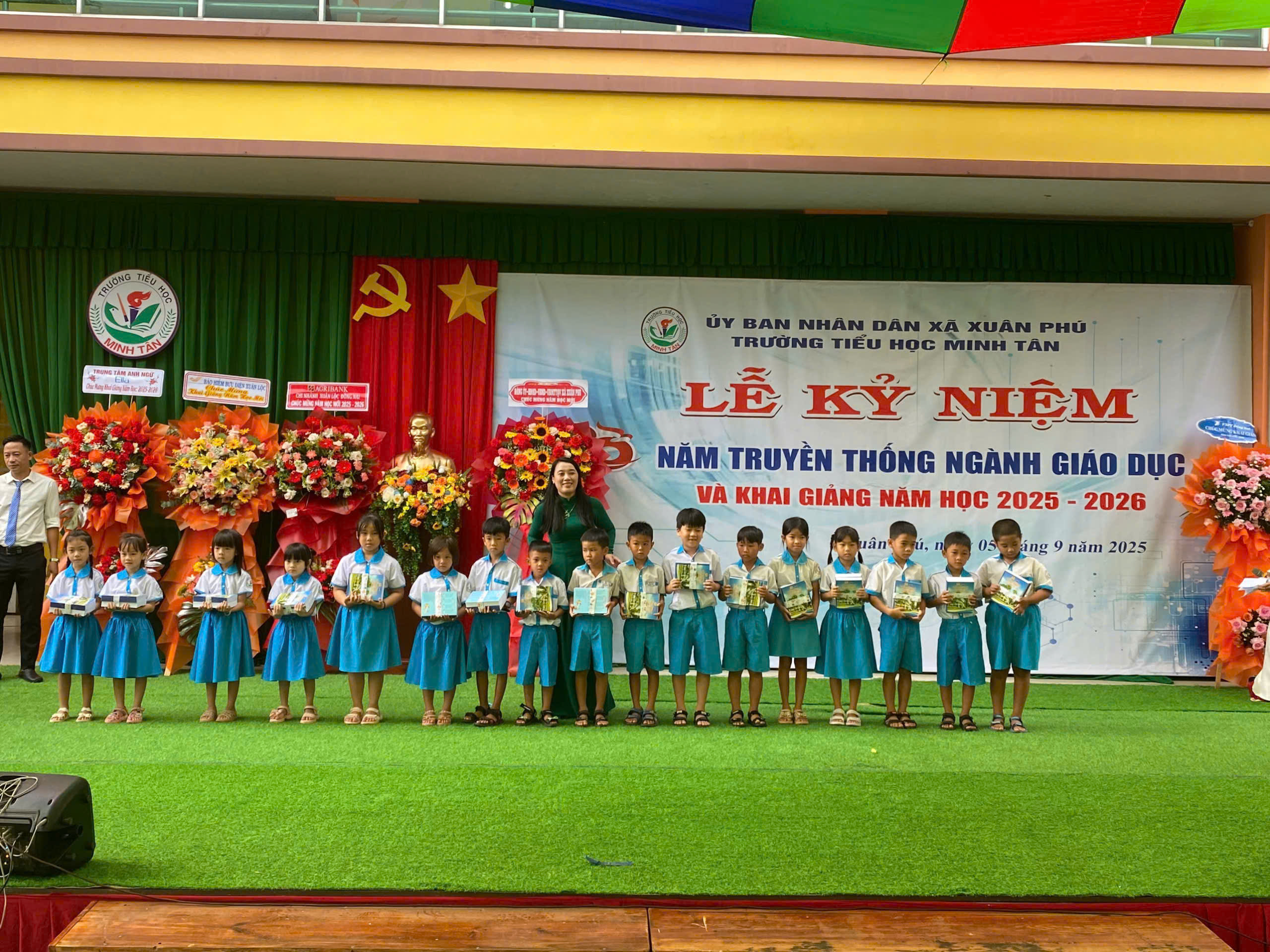 z6978349441102 fed7d8a47ae9138beb5d7b4ac21cd288