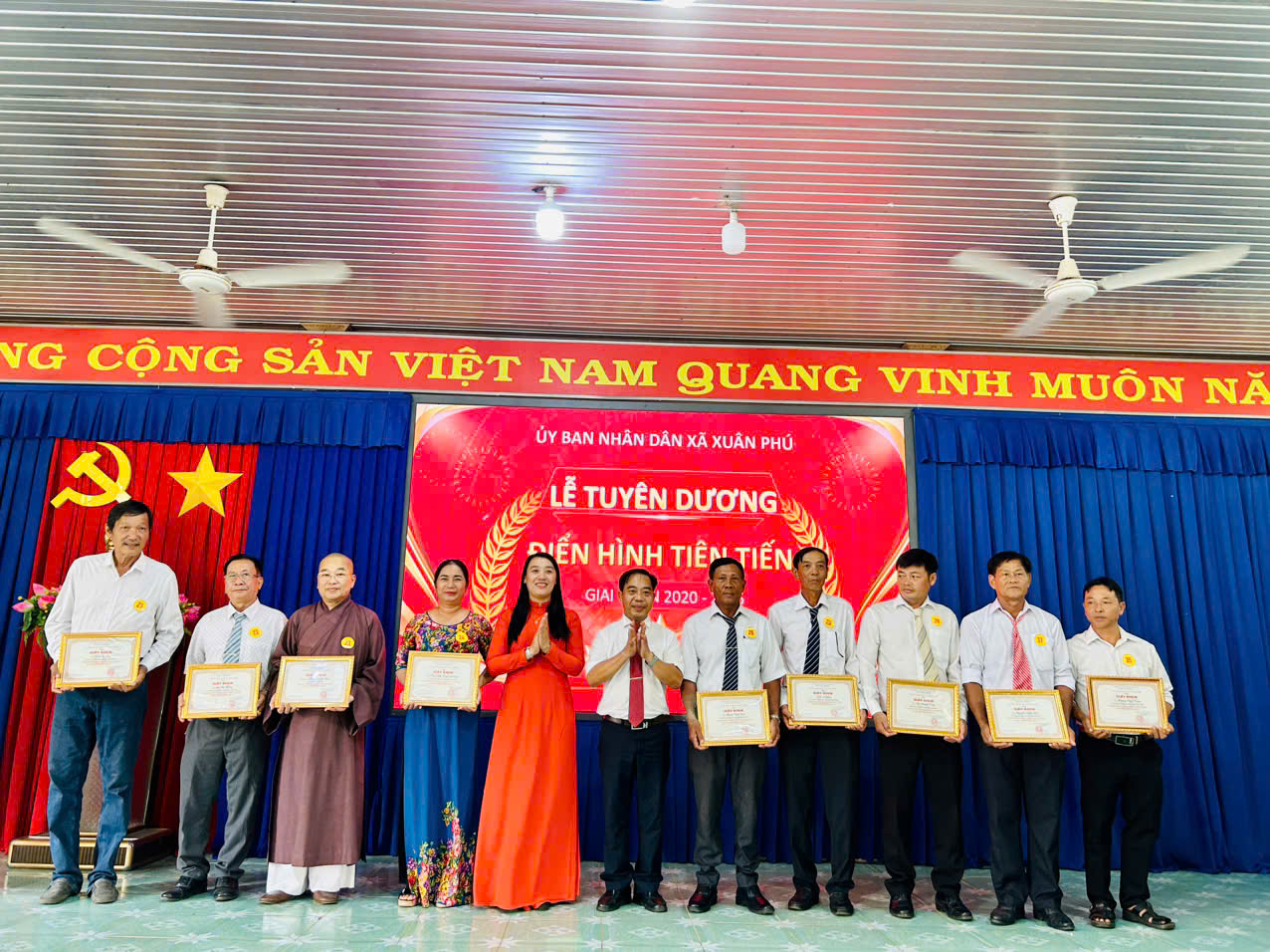 z7003256805315 0d9896dfd321e2fe9cad33cea4f7c162