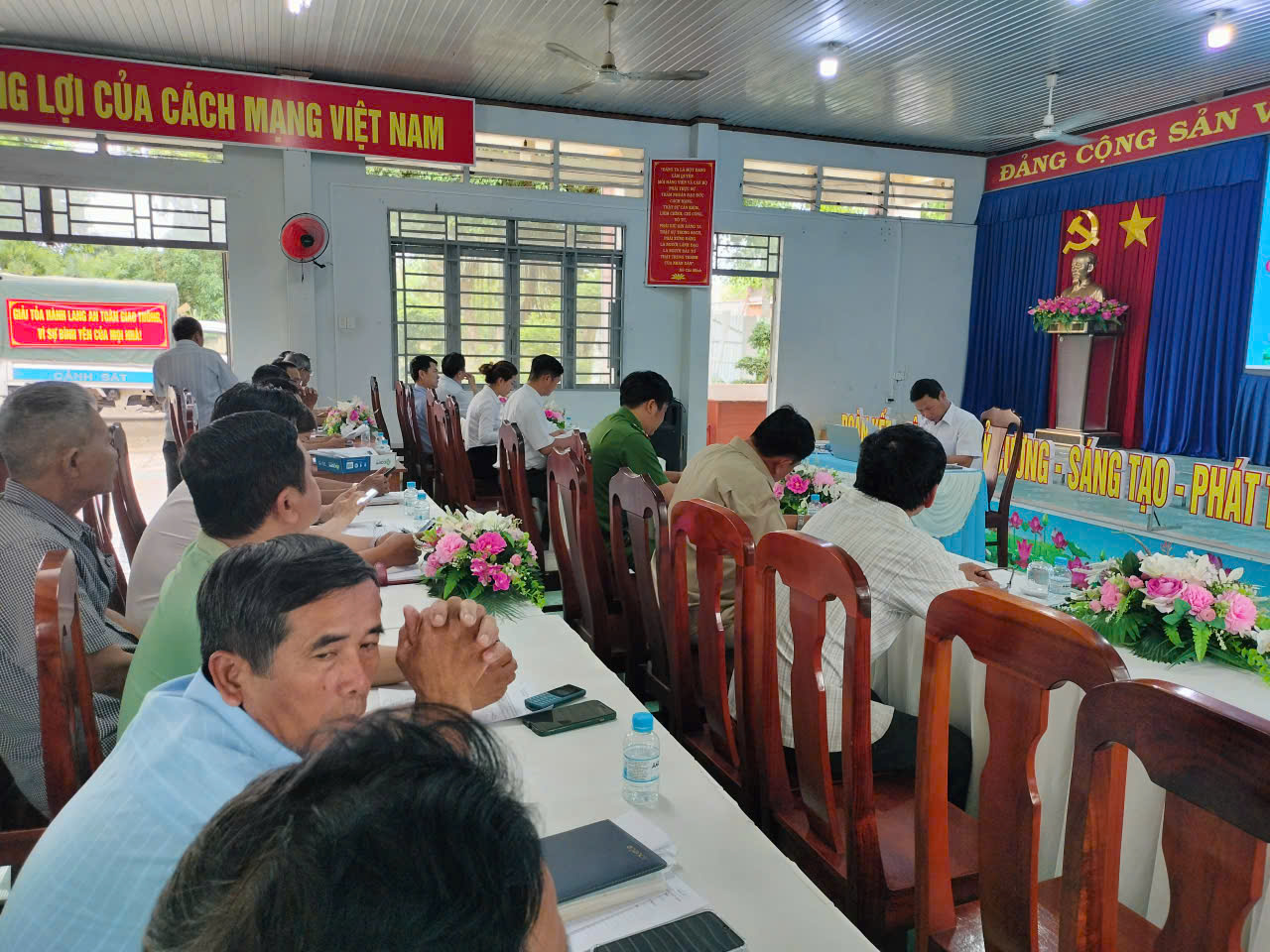 z7233521816623 81a35afb3eea6a374e4e2d627a231083