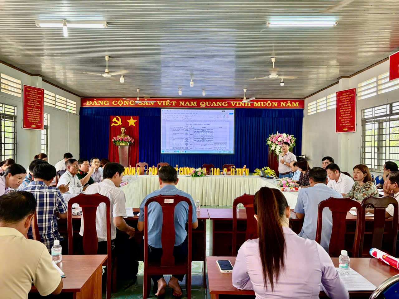 z7606376215236 7772d5749150090623ea744ee06824b9