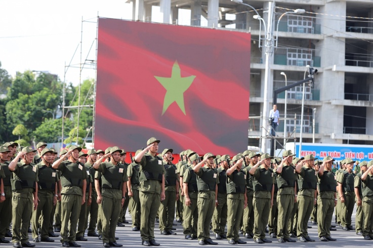 hinh anh chu tich nuoc du le ra mat luc luong bao ve antt o co so tp.hcm hinh anh 1