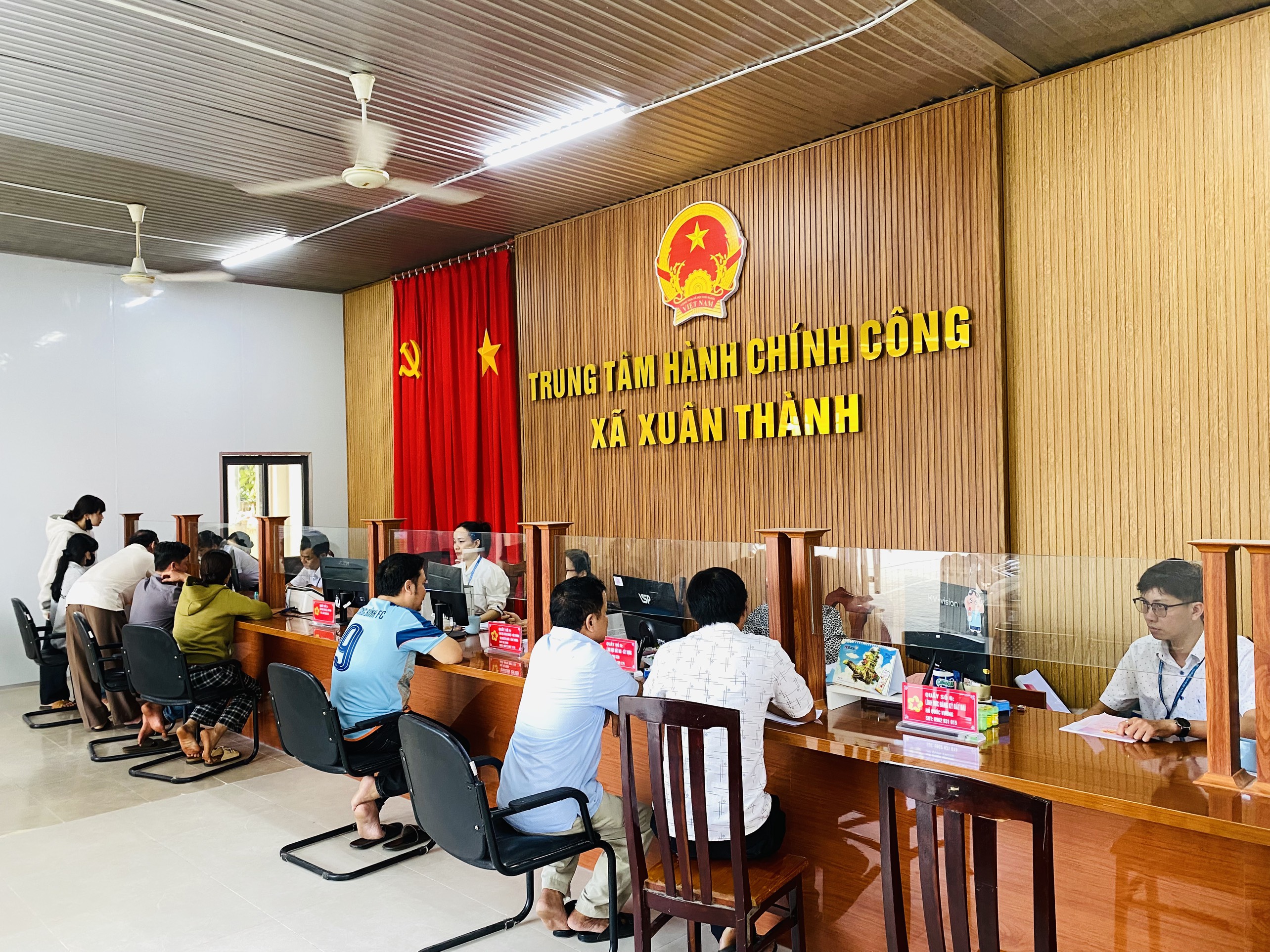 “ TRUNG TÂM PHỤC VỤ HÀNH CHÍNH CÔNG XÃ XUÂN THÀNH”