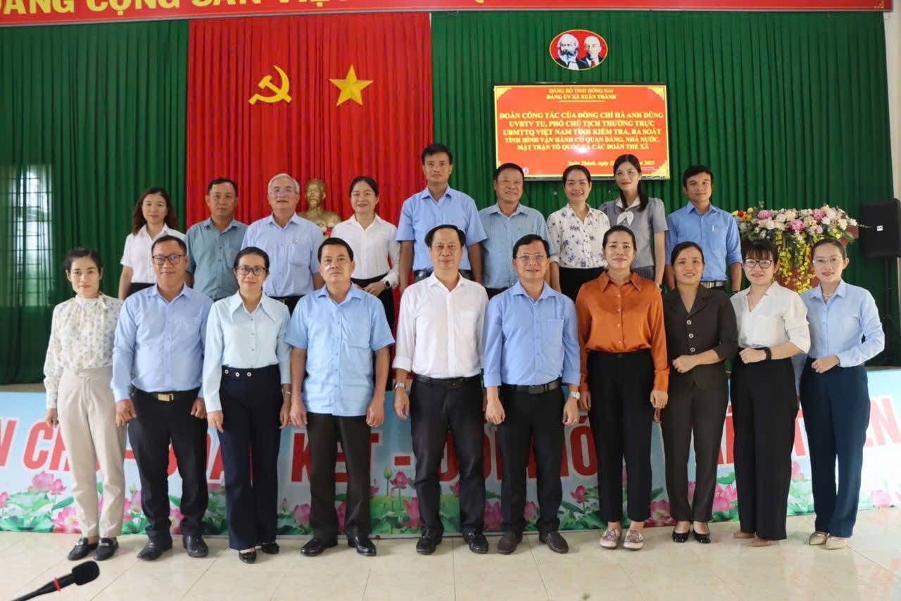 ĐỒNG CHÍ HÀ ANH DŨNG - ỦY VIÊN THƯỜNG VỤ TỈNH ỦY, PHÓ CHỦ TỊCH ỦY BAN MTTQVN TỈNH LÀM VIỆC VỚI XÃ XUÂN THÀNH