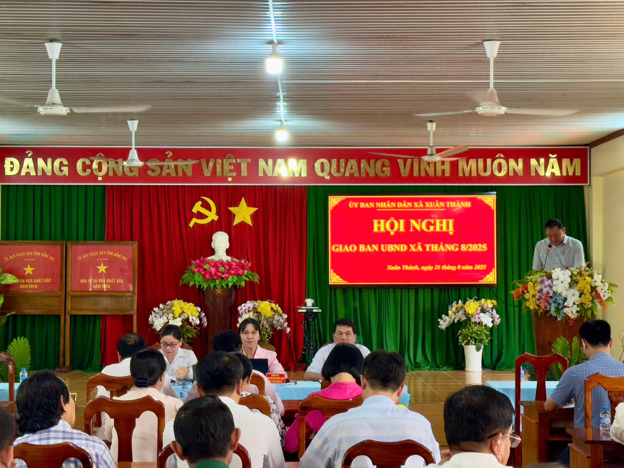 UBND xã Xuân Thành họp giao ban thường kỳ tháng 8 năm 2025
