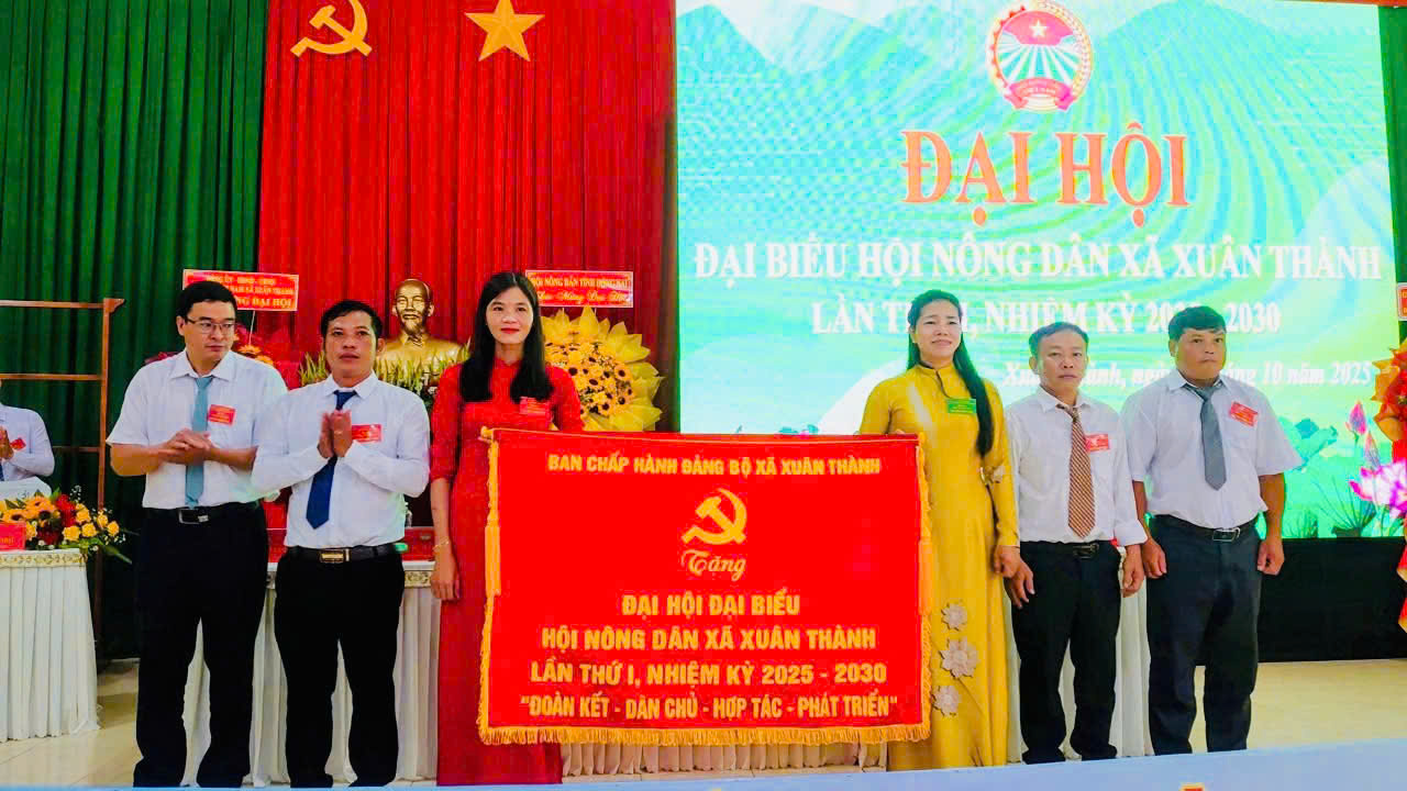 z7121166297364 b8d7c13120b474511258e881001f0c23