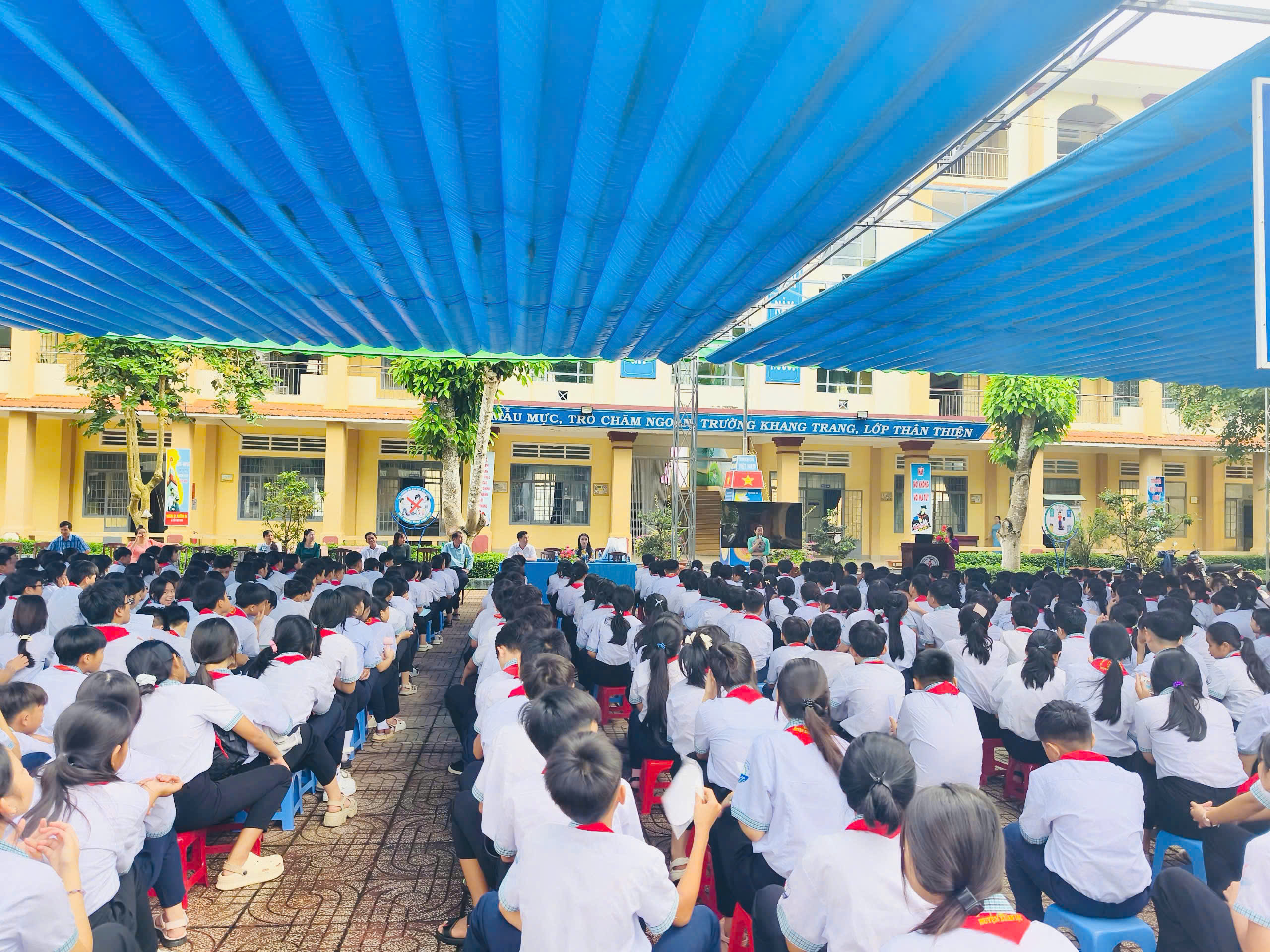 z7162407438047 d8d33bb456bd66621b4a4cc2915c9d15